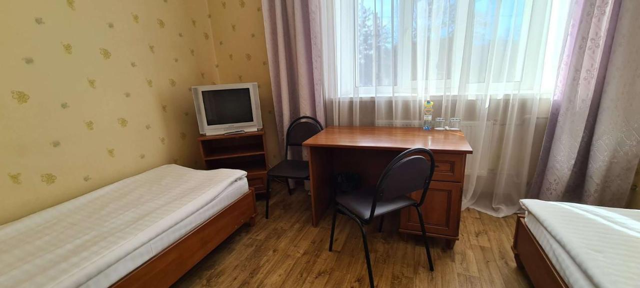Optima Sumy Hotel Buitenkant foto