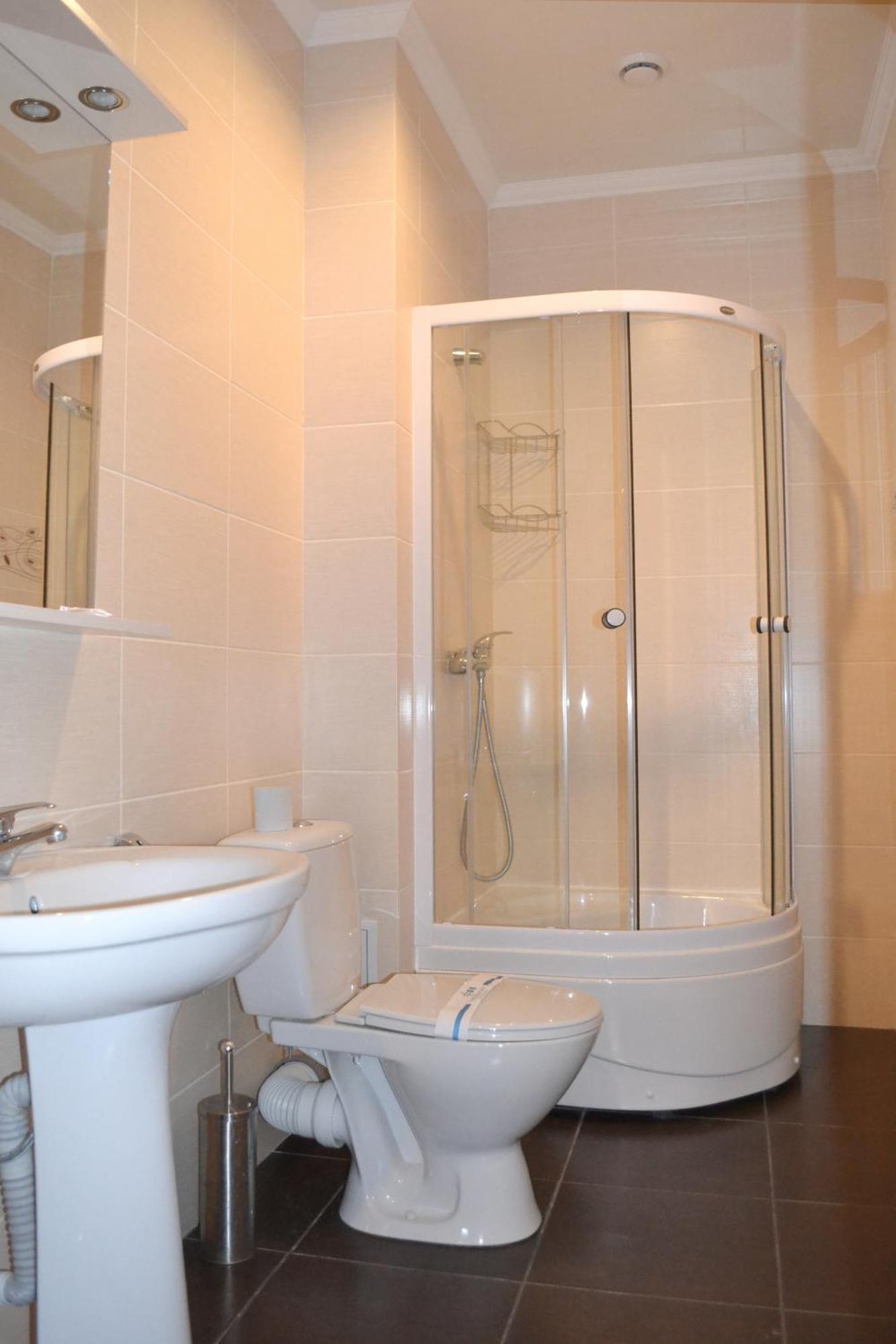 Optima Sumy Hotel Buitenkant foto