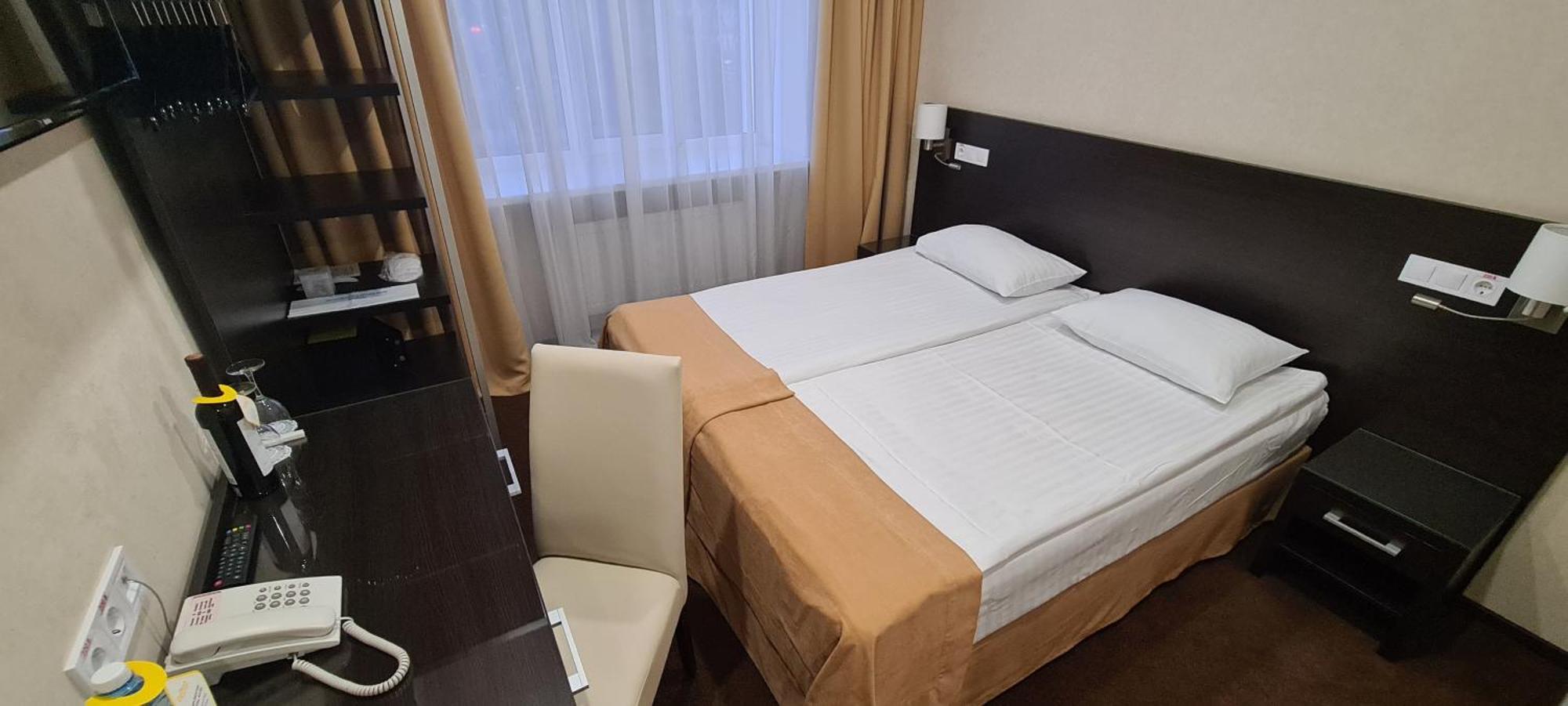 Optima Sumy Hotel Buitenkant foto