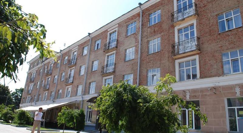 Optima Sumy Hotel Buitenkant foto