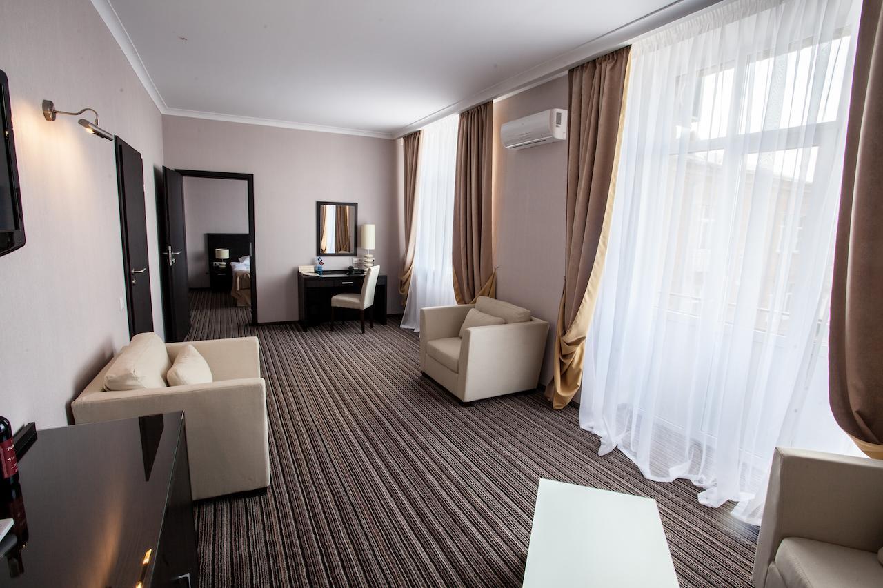 Optima Sumy Hotel Kamer foto